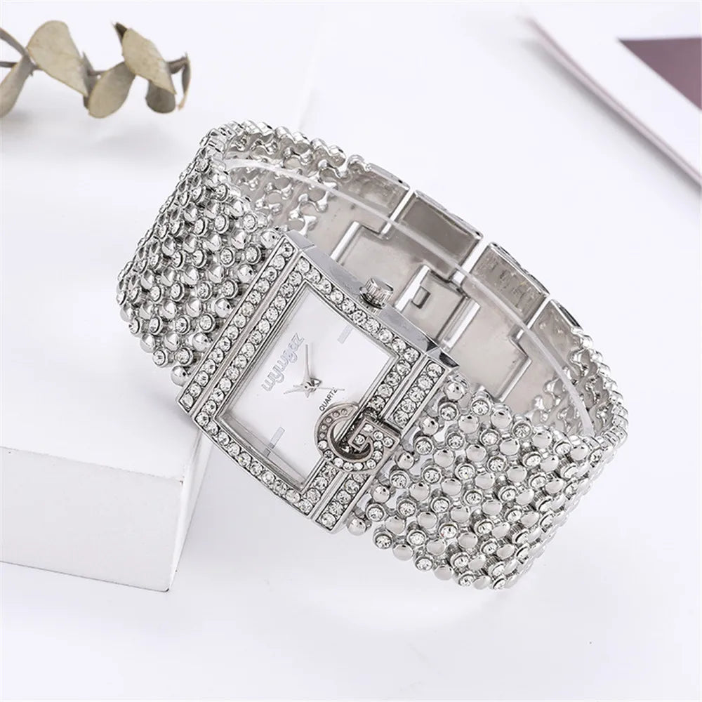 Simple Square Gold Watches Women Fashion Casual Alloy bracelet Ladies Wristwatches 2024 G Diamond Scale Dial Female Quartz Clock