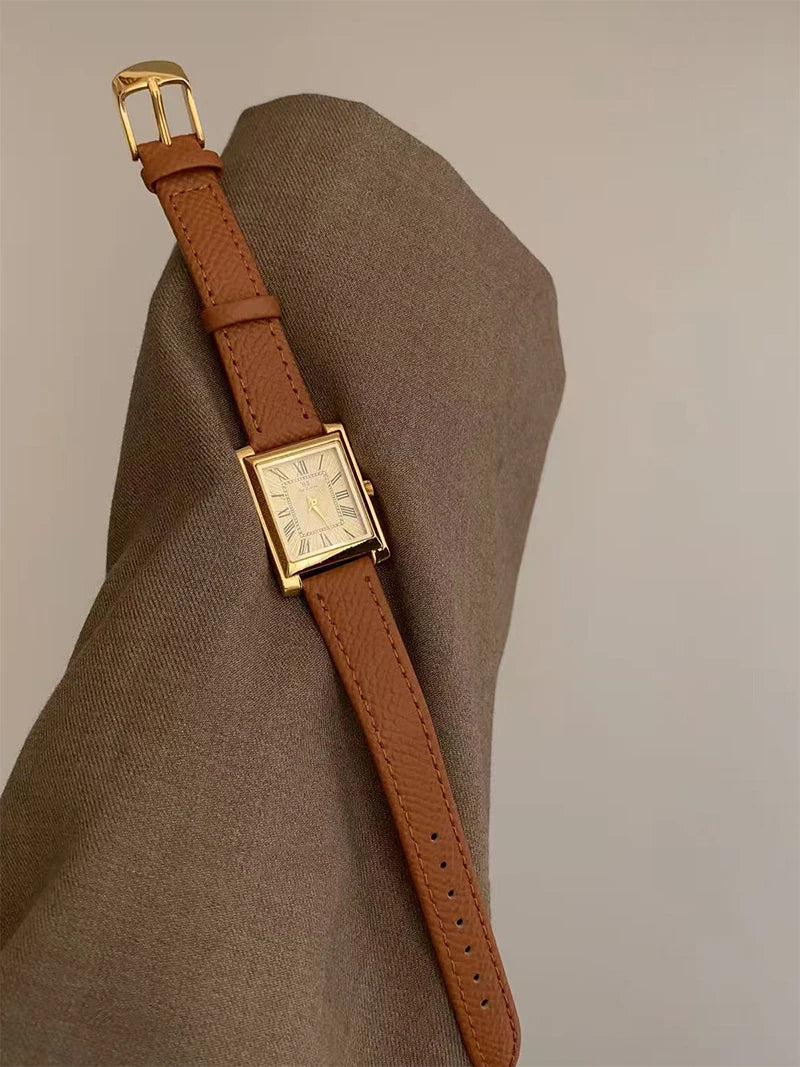 Ladies Elegant Quartz Vintage Watch Niche Minimalist Leather Strap Wristwatch Gifts Women Watches Exquisite Fashion