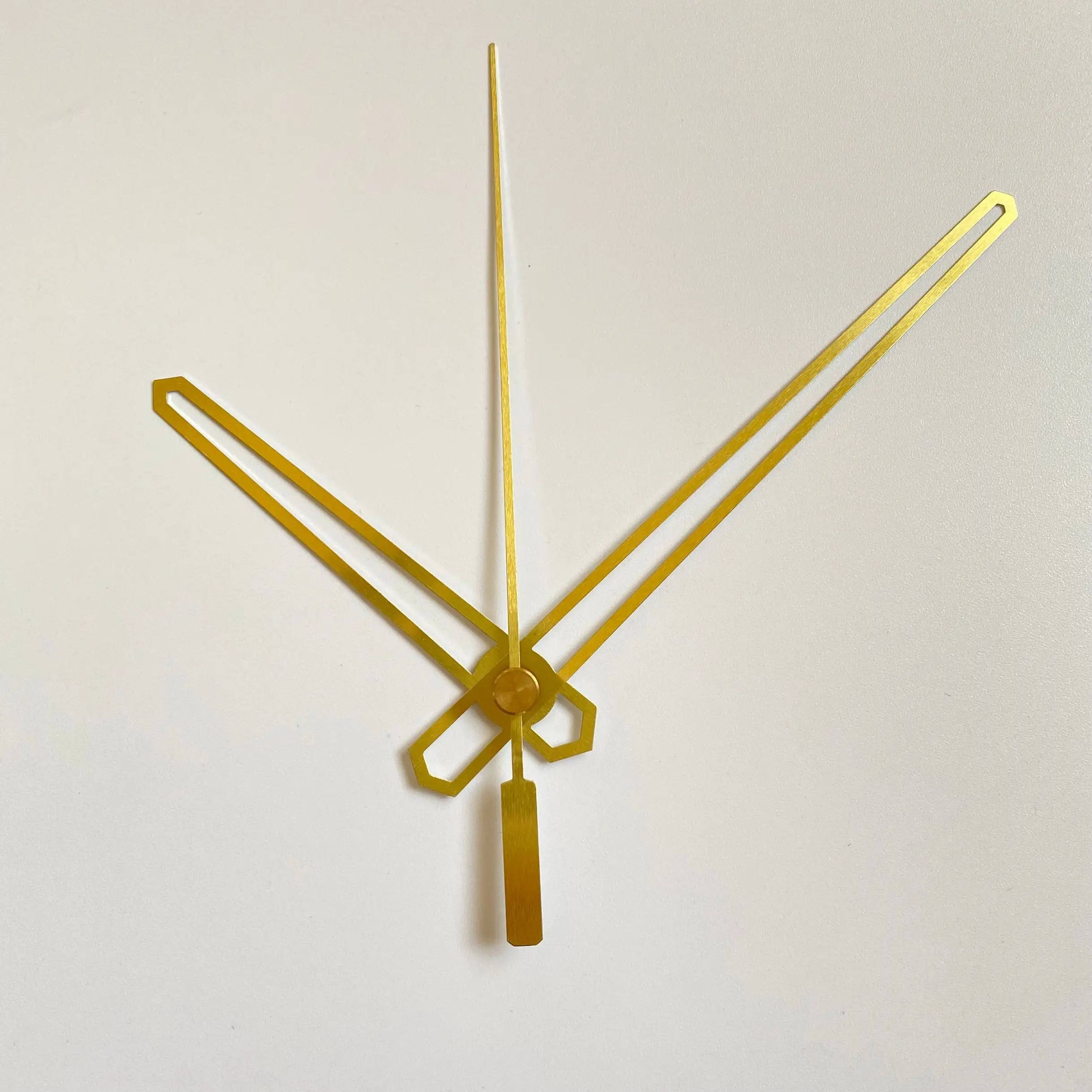 Mute DIY Wall Clock Movement Mechanism with Clock Hands Silent Kit Battery Operated Watch Repair Parts Replacement Set