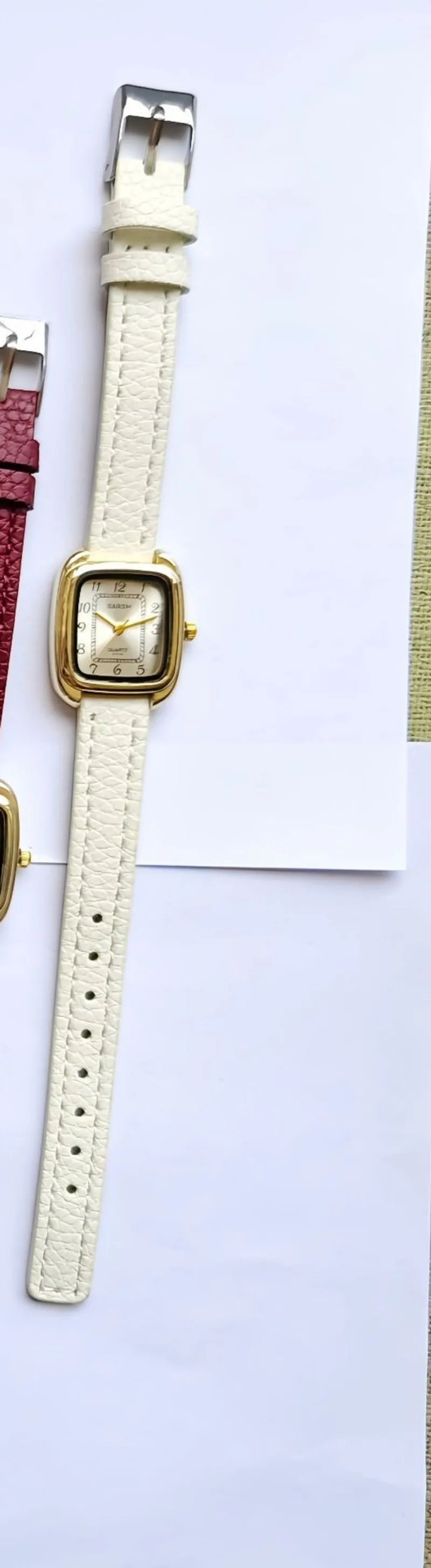 Fashion Leather Belt Watch for Women Luxury Watch Simple Retro Roman Dial Quartz Wristwatches Wholesale Relojes Para Mujer