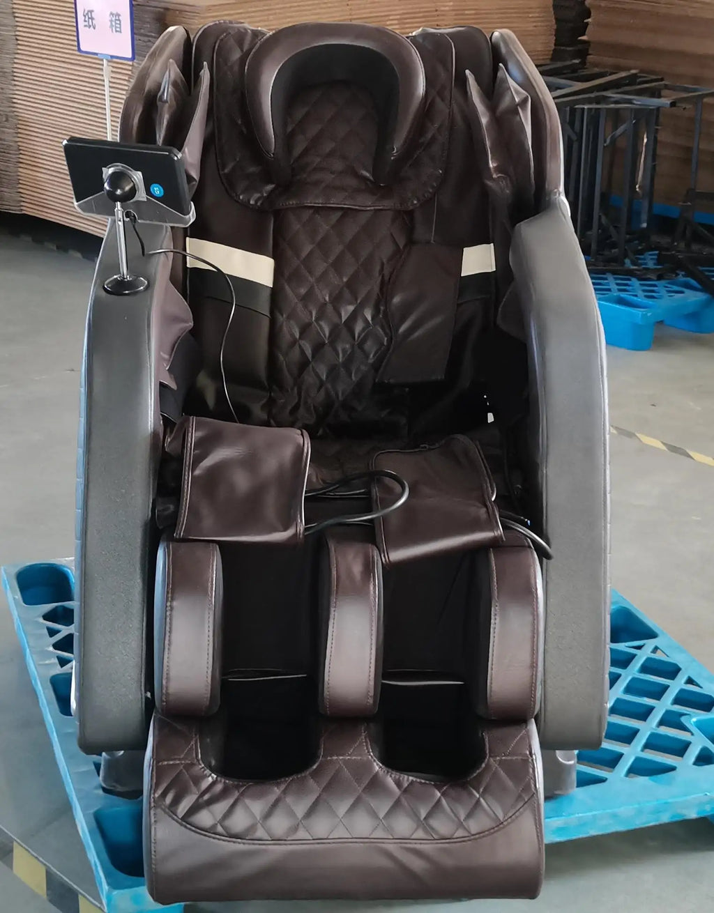 Electric Smart massage chair zero gravity with Voice Control Foot Airbag Massage for Full Body Relief for Family Use 3D Shiatsu