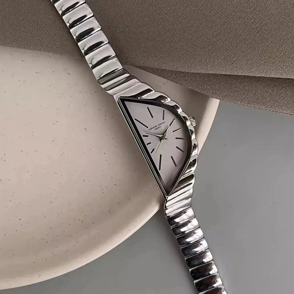 NEW Fashion Design Women's Watches Creative Half-Moon Dial Stainles Steel Quartz Authentic Watch Premium Women's Wristwatch Gift