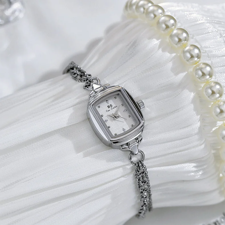 Elegant Ladies' Watch Bracelet Small Silver Wristwatch Simple Retro Square High-End Women's Watch Brand