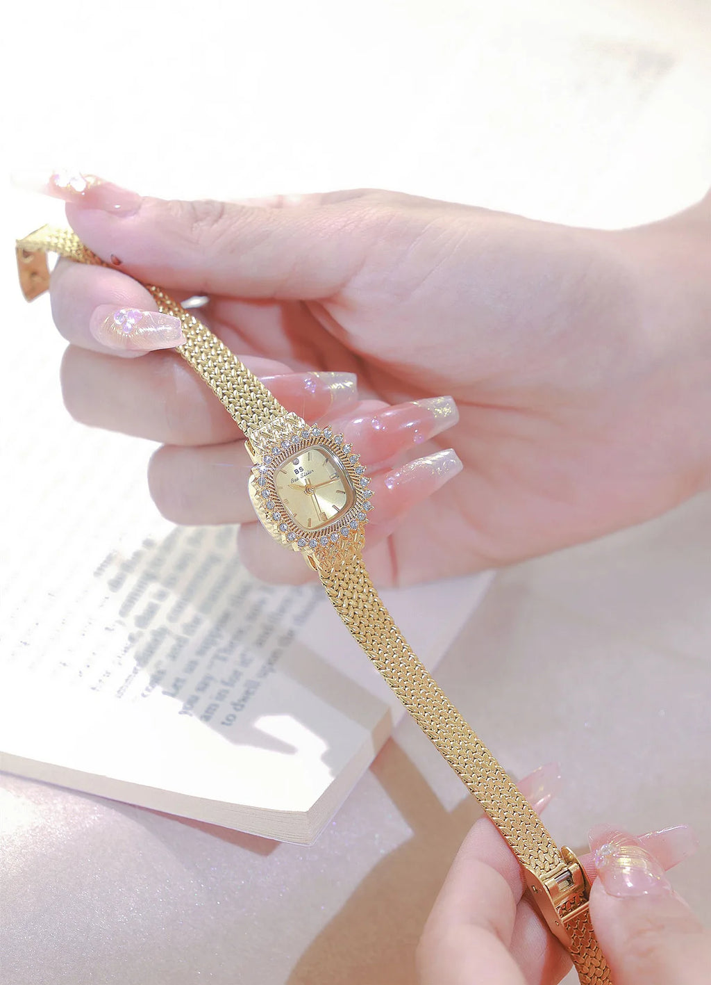Fashion Brand Luxury Womens Watch With Rhinestones Golden Mesh Diamond Watches Small Ladies Watch For Women Relogios Feminino