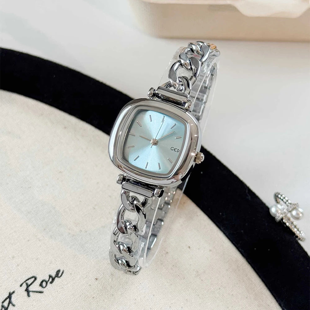 GEDI Watch Elegant 2026 Women Niche Exquisite Light Luxury Shell Bracelet Quartz Women's Silver Watches Gift for Ladies