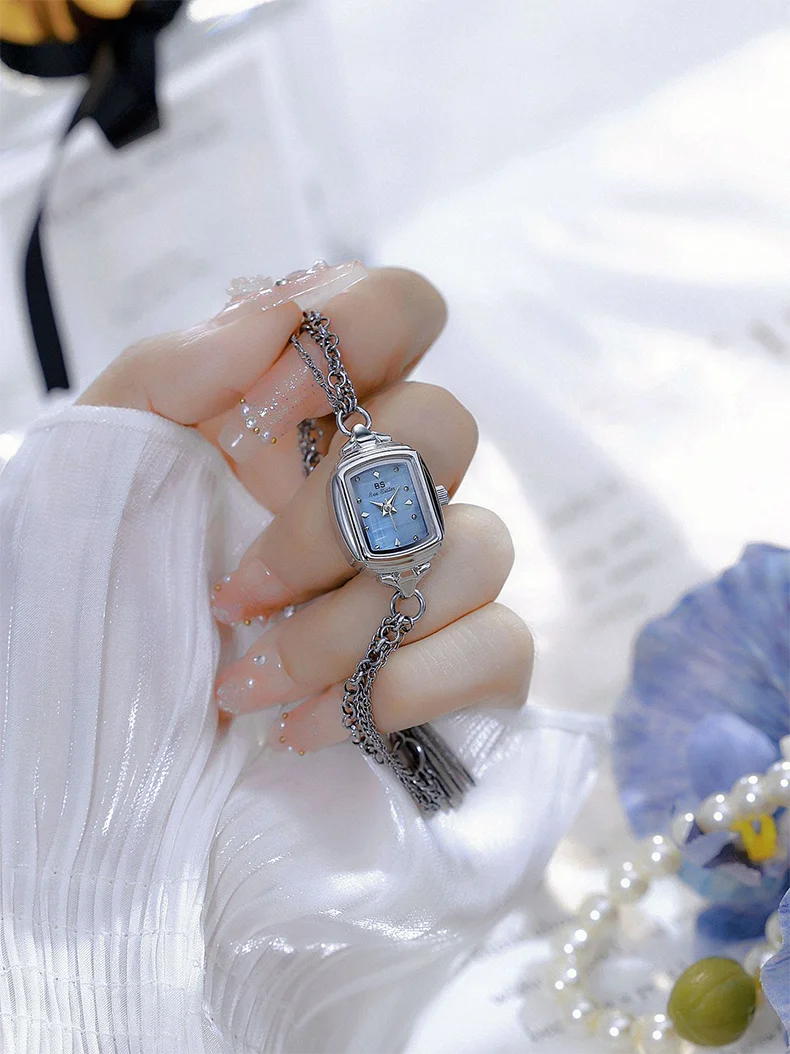 Elegant Ladies' Watch Bracelet Small Silver Wristwatch Simple Retro Square High-End Women's Watch Brand