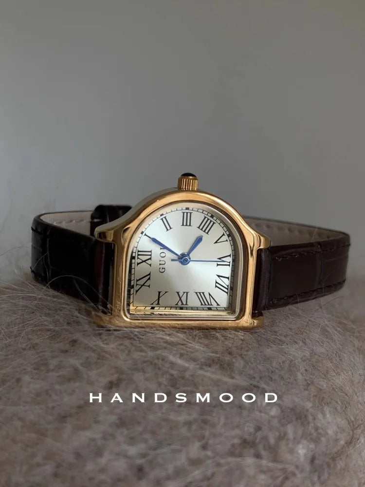 Women Quartz Watch Unique Design Reloj Vintage Black Brown Leather Strap Clock Ladies Simple Fashion Orologio Girls Wristwatch