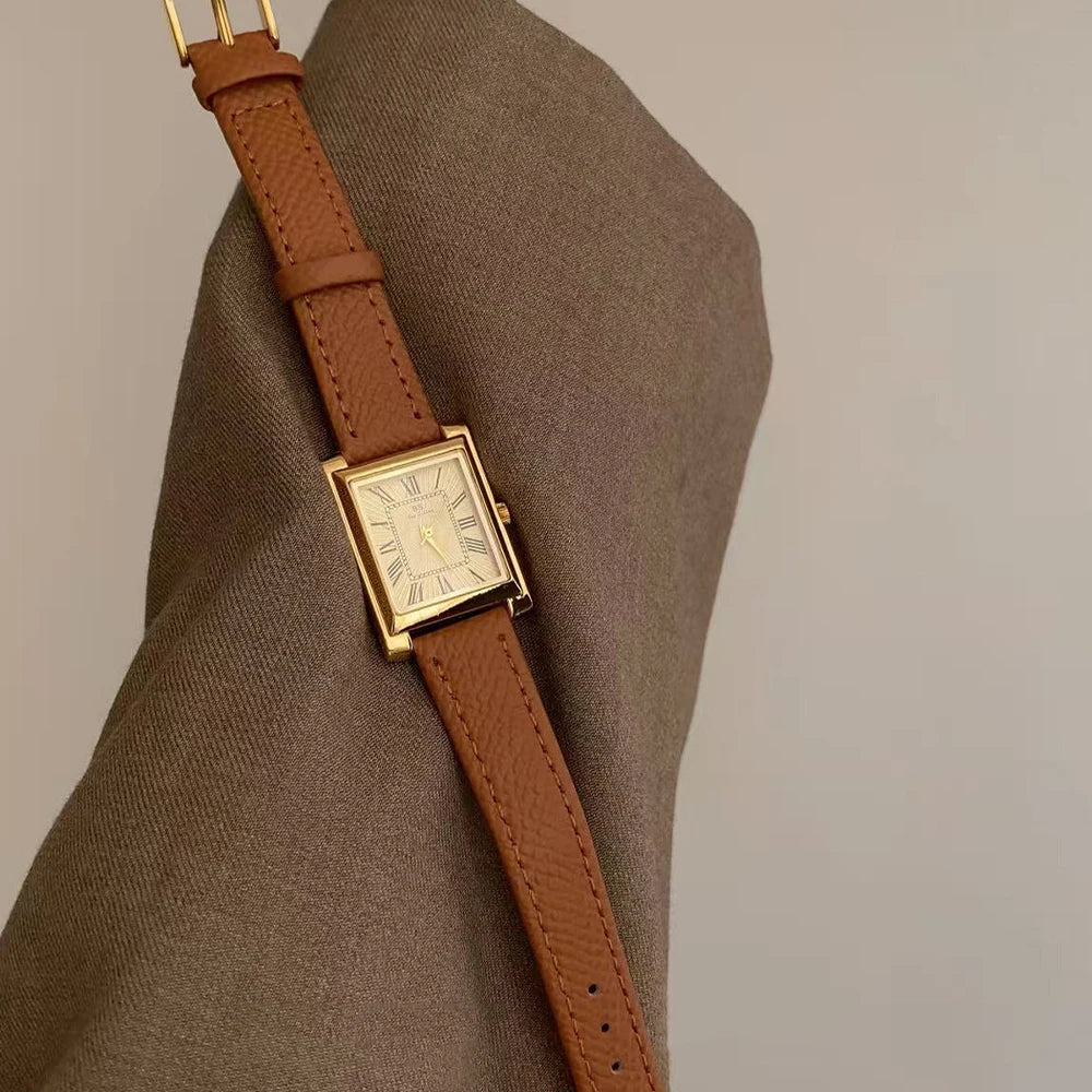 Ladies Elegant Quartz Vintage Watch Niche Minimalist Leather Strap Wristwatch Gifts Women Watches Exquisite Fashion