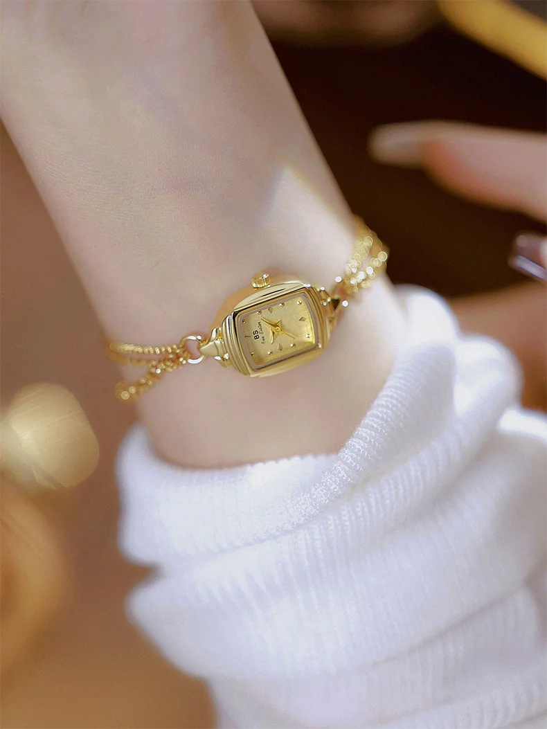 Elegant Ladies' Watch Bracelet Small Silver Wristwatch Simple Retro Square High-End Women's Watch Brand
