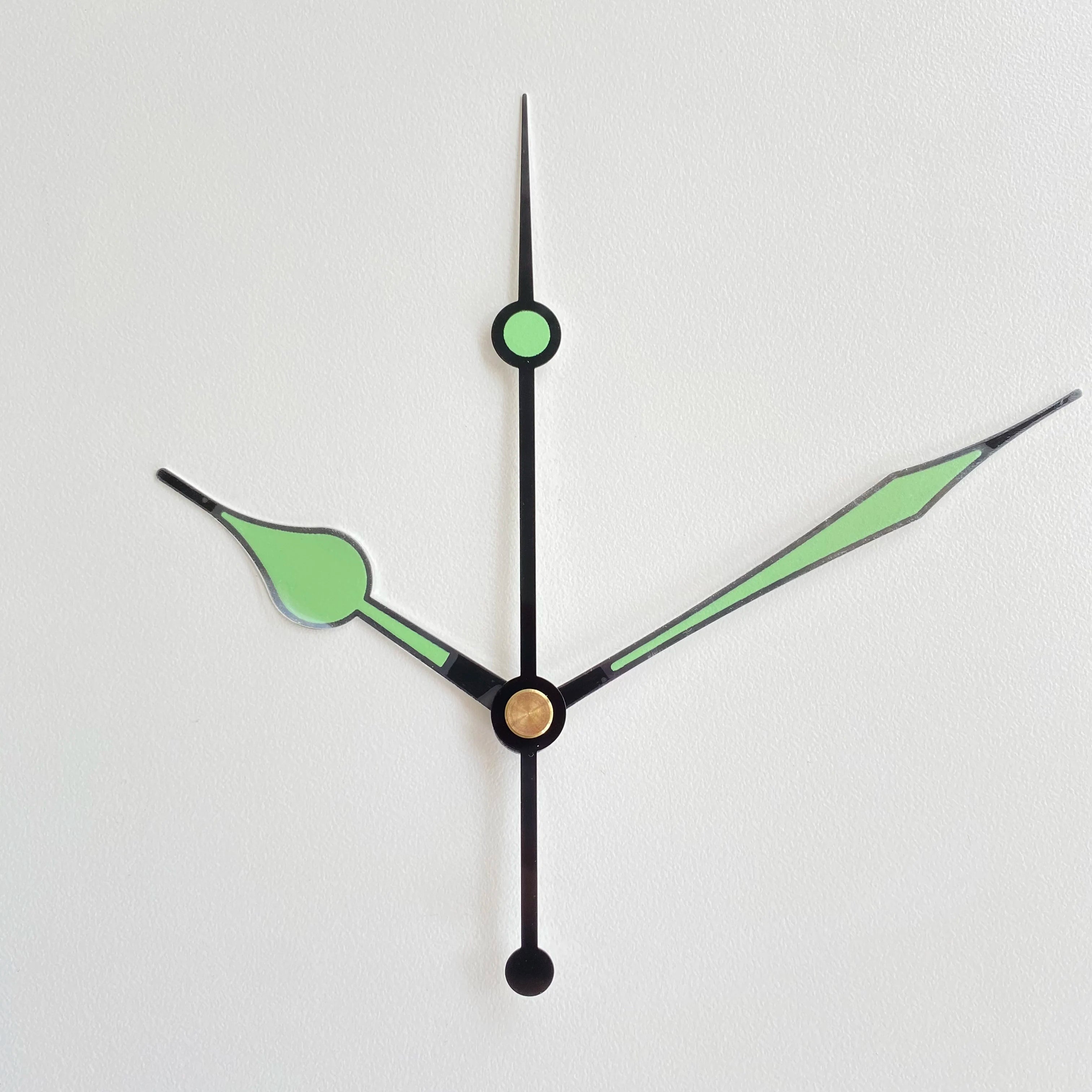 Mute DIY Wall Clock Movement Mechanism with Clock Hands Silent Kit Battery Operated Watch Repair Parts Replacement Set