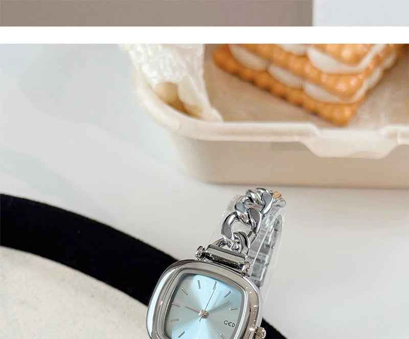 GEDI Watch Elegant 2026 Women Niche Exquisite Light Luxury Shell Bracelet Quartz Women's Silver Watches Gift for Ladies