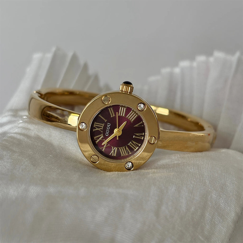 Round exquisite watch for women, fashionable design, elegant bracelet-style quartz watch for women, gift for women, female gifts