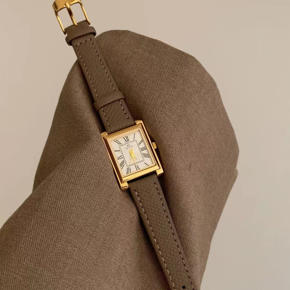 Ladies Elegant Quartz Vintage Watch Niche Minimalist Leather Strap Wristwatch Gifts Women Watches Exquisite Fashion