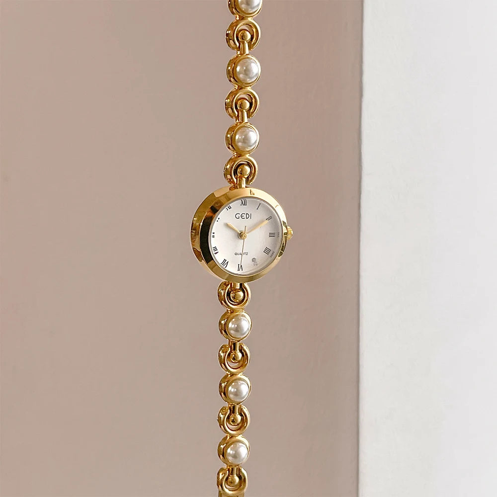 GEDI New Fashion Watch for Women Pearl Chain Temperament Wristwatches Vintage Luxury Elegant Waterproof Quartz Watches Ladies