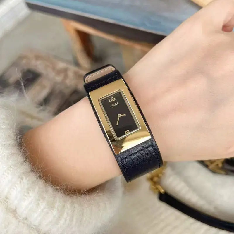 New Square Leather Strap Watch, High-Quality Leather, Versatile And Fashionable Women'S Watch, A Creative Gift For Women.