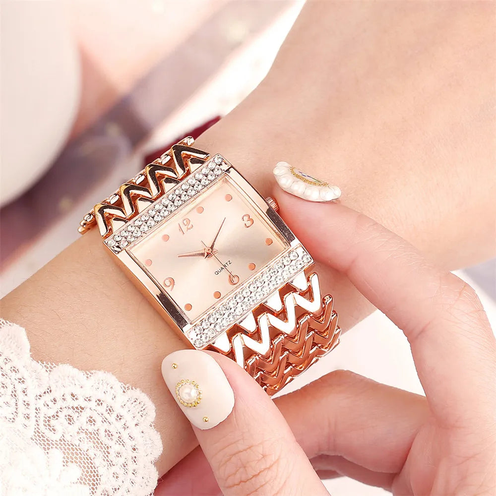 Luxury Golds Ladies Bracelet Watch Hot Fashion Simple Square Diamond Female Quartz Watches Stainless Steel Women Clock Dress