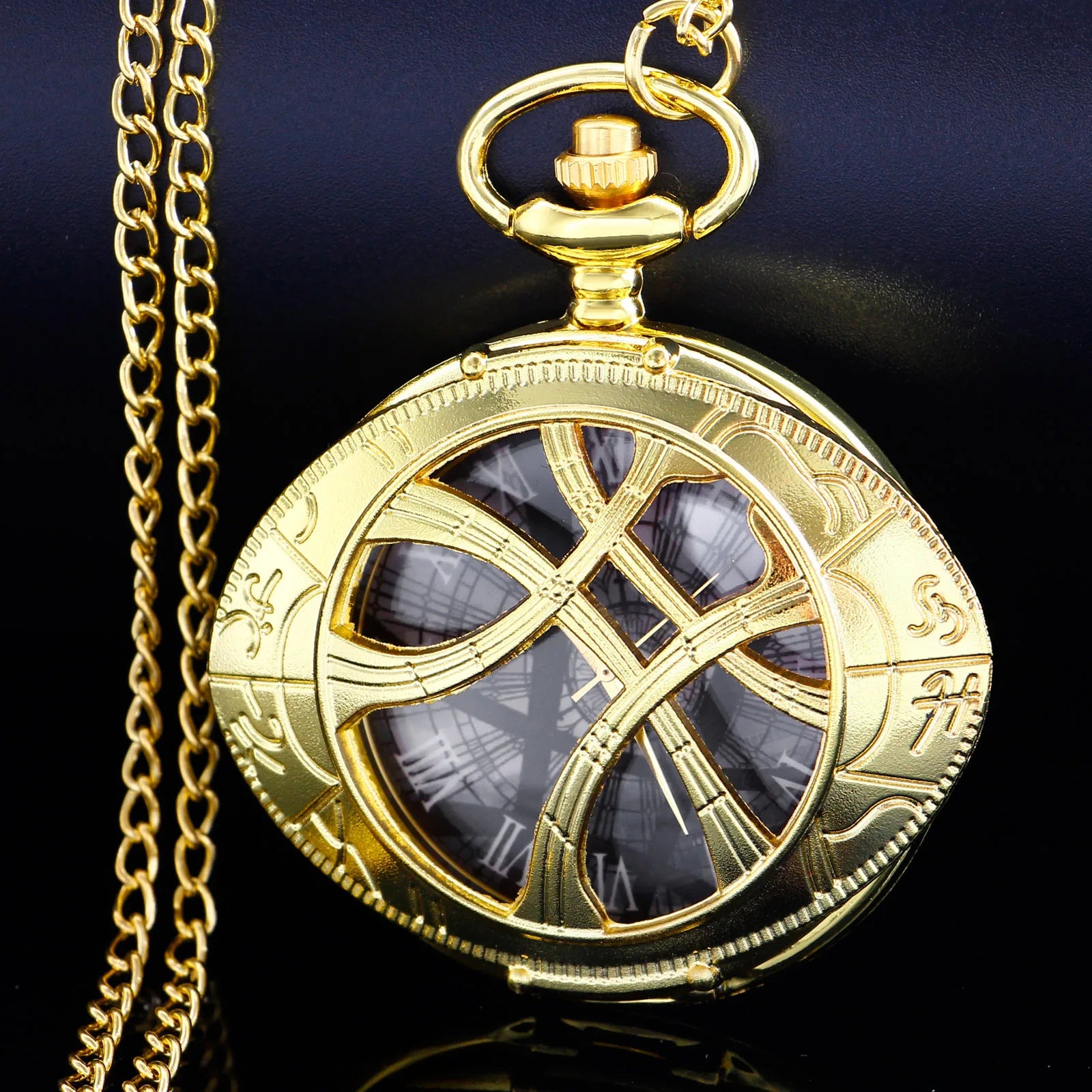 Vintage Bronze Eye Round Case Shape Quartz Pocket Watch Jewelry Pendant Necklace Chain Gifts for Men Women