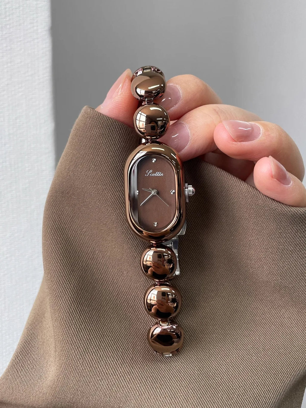 Womens Watch for Girls Wrist Quartz Reloj Sliver Grey Gold Orologio Ladies Luxury Oval Shaped Wristwatch Stainless Steel Clock