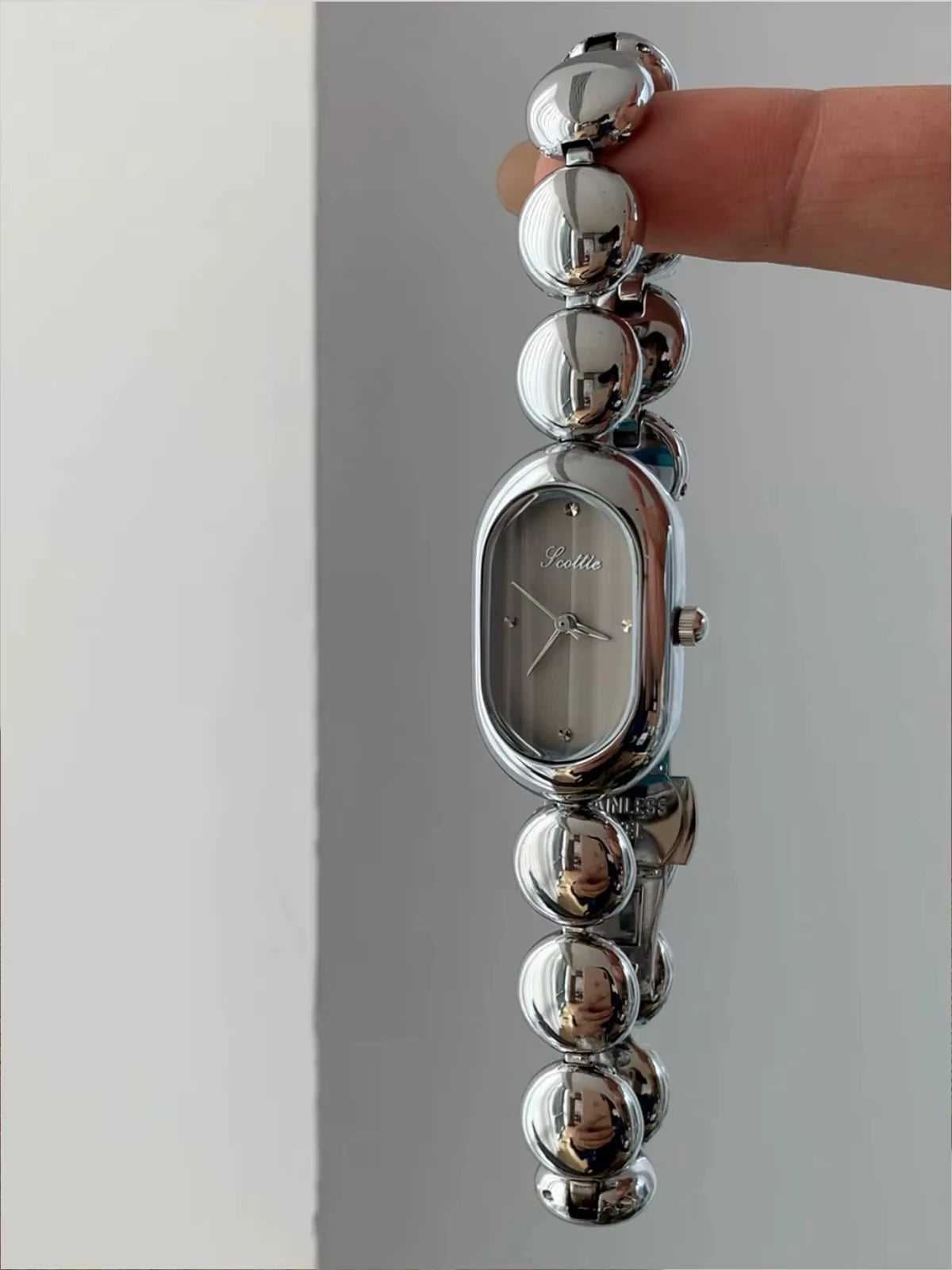 Womens Watch for Girls Wrist Quartz Reloj Sliver Grey Gold Orologio Ladies Luxury Oval Shaped Wristwatch Stainless Steel Clock