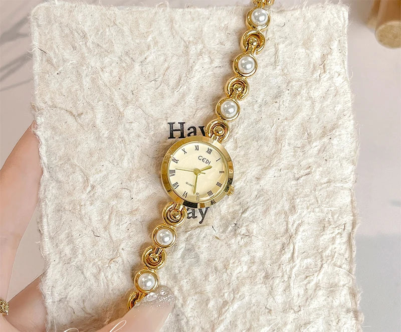 GEDI New Fashion Watch for Women Pearl Chain Temperament Wristwatches Vintage Luxury Elegant Waterproof Quartz Watches Ladies
