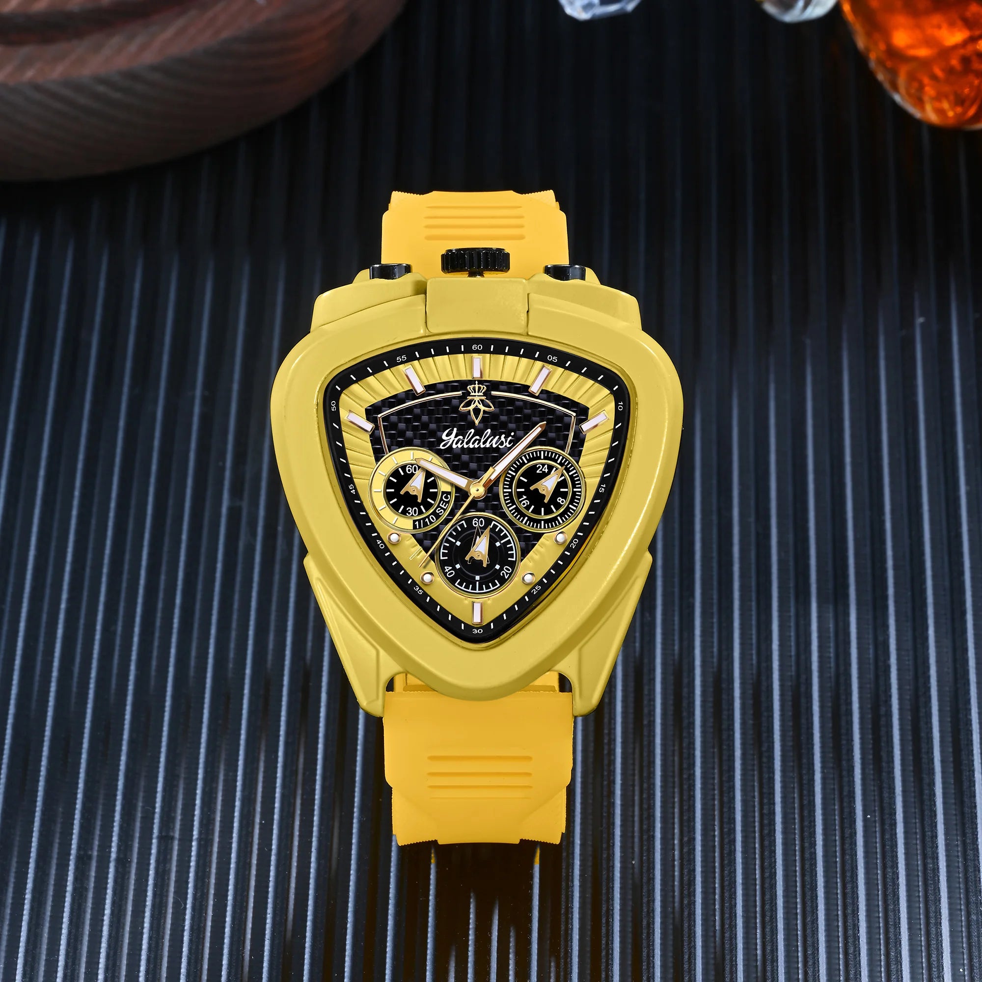 YaLaLuSi Men's Watch: Water-Resistant Quartz Bracelet Watch with Triangular Dial, Mechanical Dial, Gift Watch for Boys
