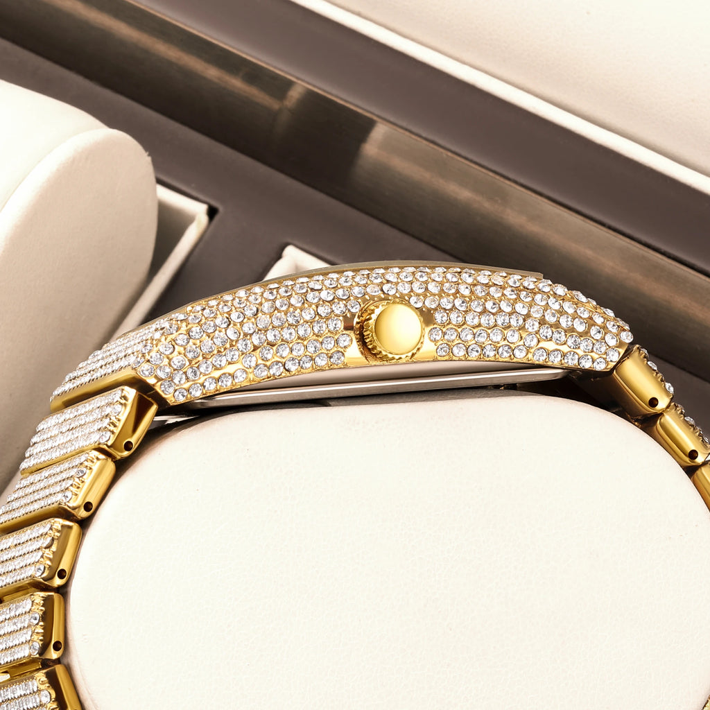 YaLaLuSi Men's Full-Diamond Large-Dial Water-Resistant Quartz Watch: An Elegant Bracelet Watch Gift reloj mujer
