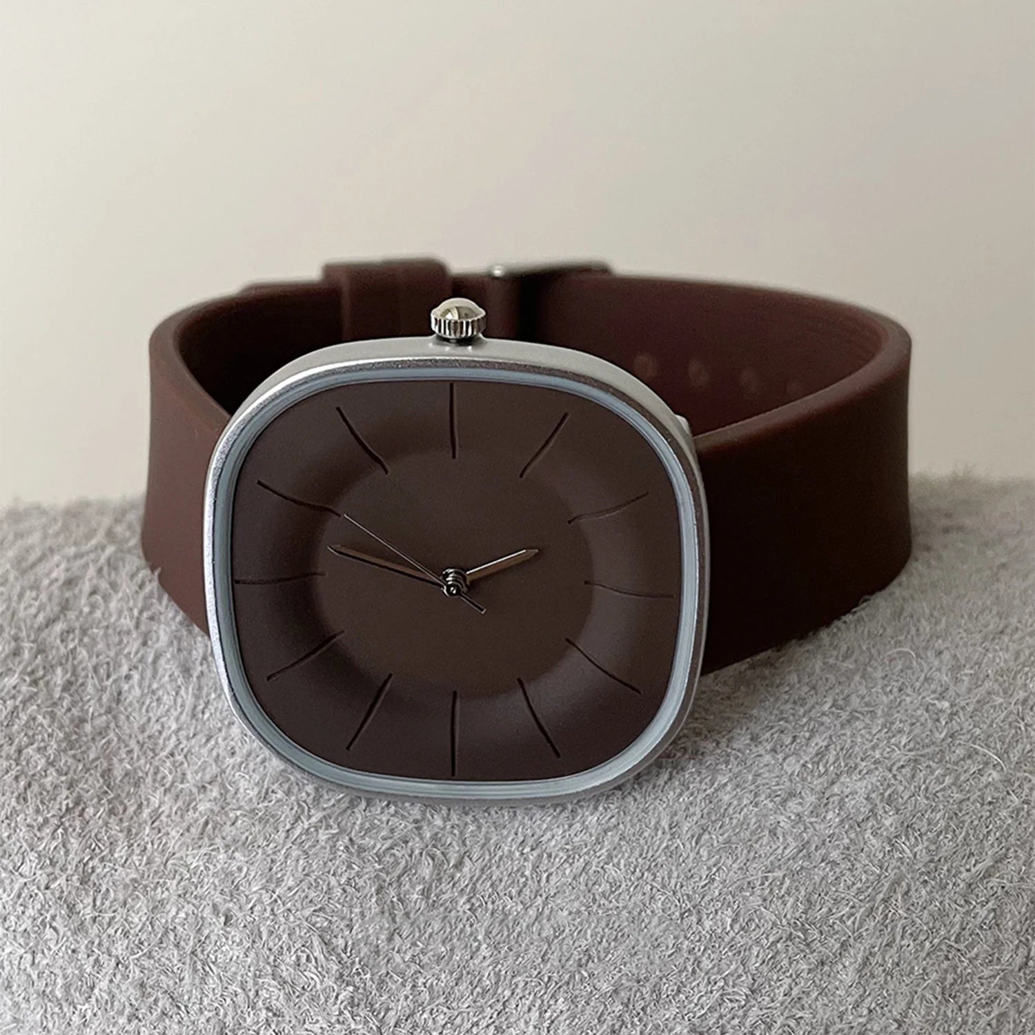 Luxury-inspired Dopamine Square-Face Watches for Women Silicone Strap, Waterproof Quartz Movement Women's Watch Student Gift