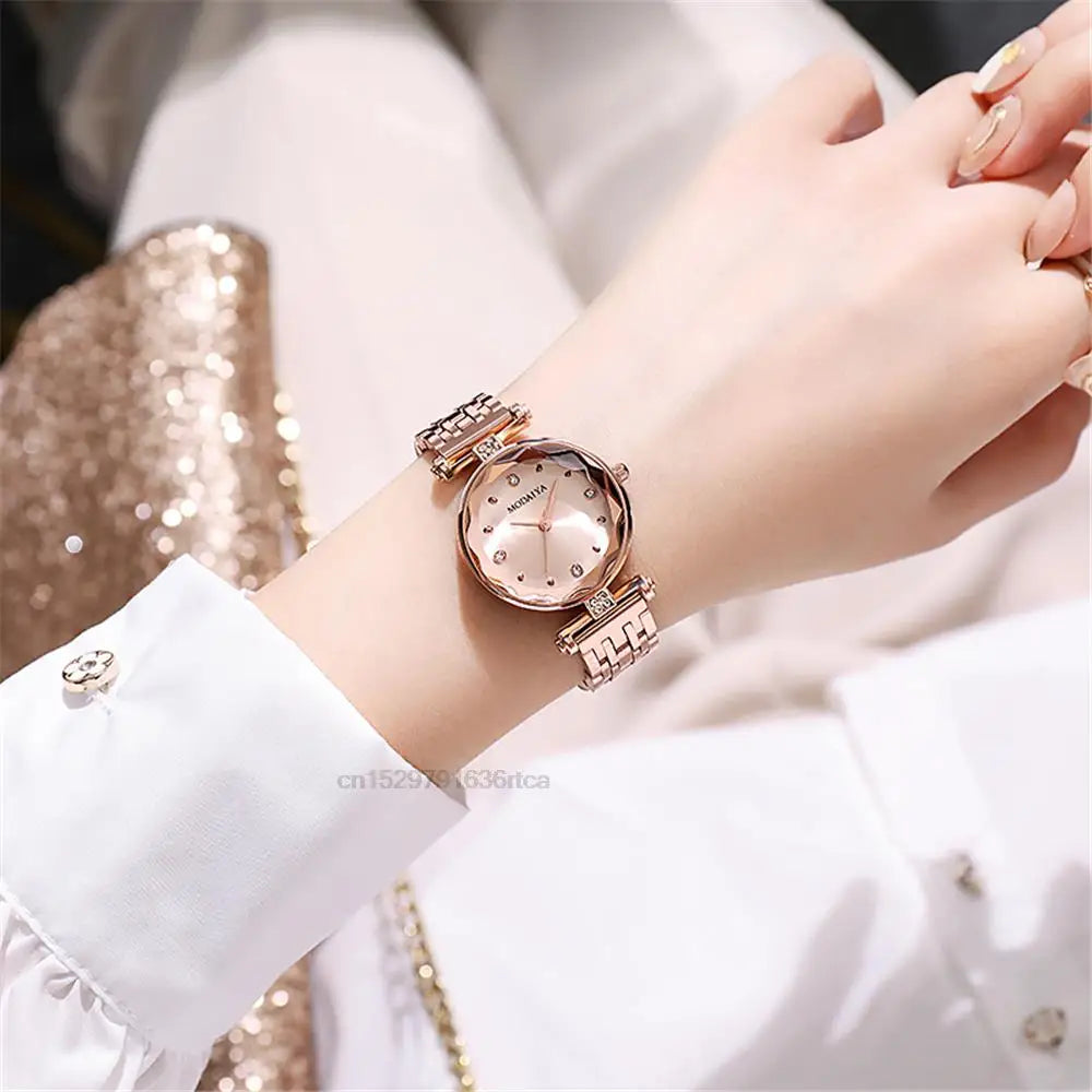 Luxury 2022 Branded Refined Ladies' Diamond-set Red Alloy Quartz Watch Fashion Women Plating Stainless Steel Strap Gift Clock