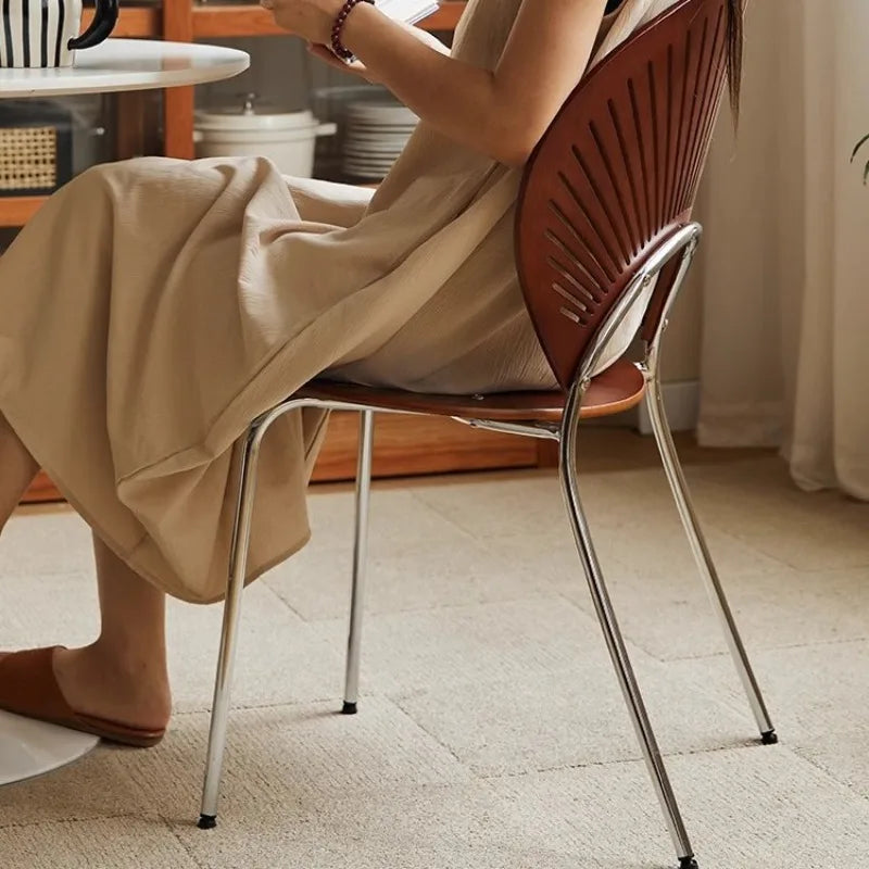Retro Mid Century Solid Wood Shell Chair Simple Backrest Dining Tea Chair Luxury Home Furniture