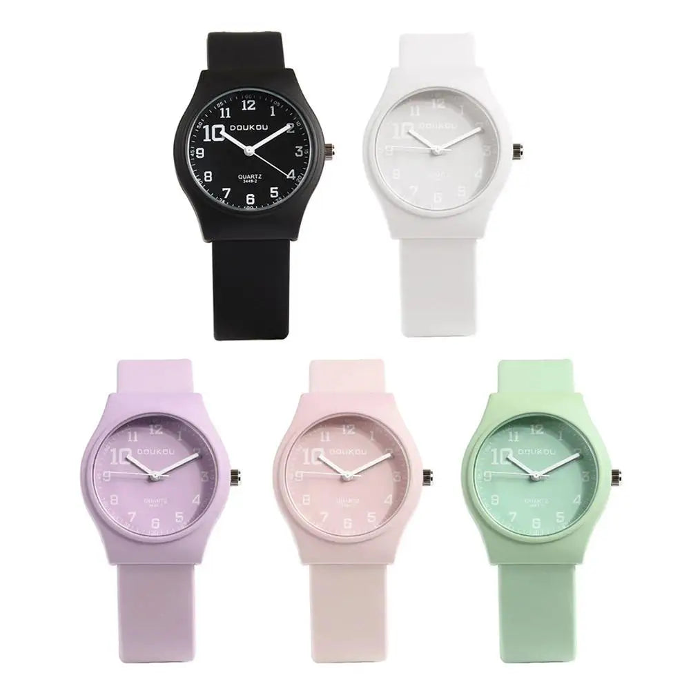 Summer Candy Colors Watch Korean Women Circular Quartz Watches Trendy Ladies PU Leather Watch Luxury Simple Wristwatch Clock