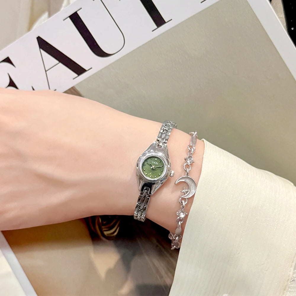 GEDI Ladies Small Watches Temperament Round Dial Quartz Retro Watch Luxury Waterproof Fashionable Wristwatch Gifts for Woman