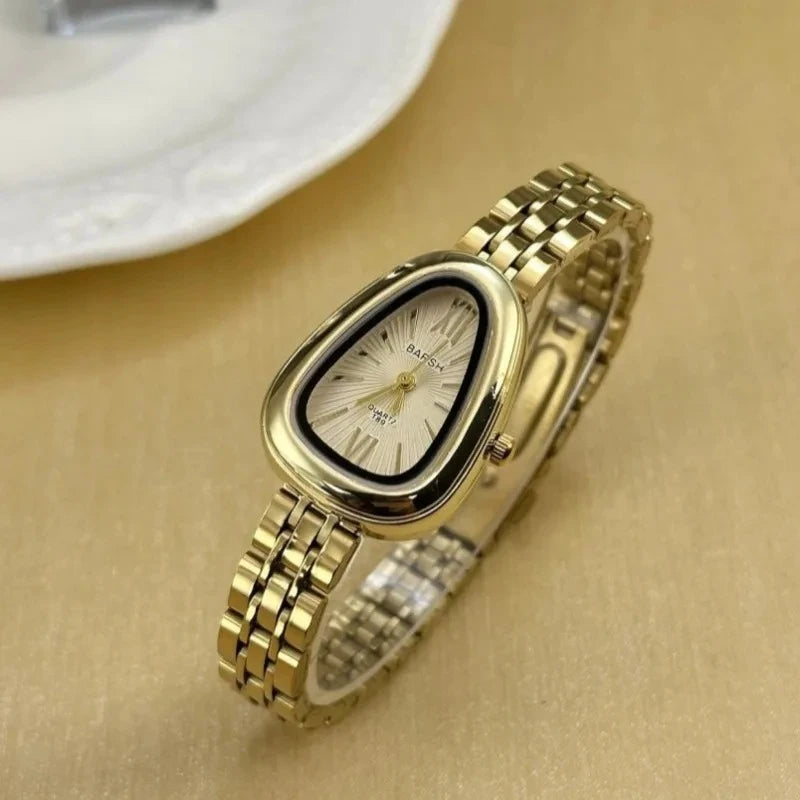 Luxury Brand Women Snake Dial Watch Ladies Fashion Red Leather Strap Quartz Wristwatch Female Gift Dropshipping Clock Relogio
