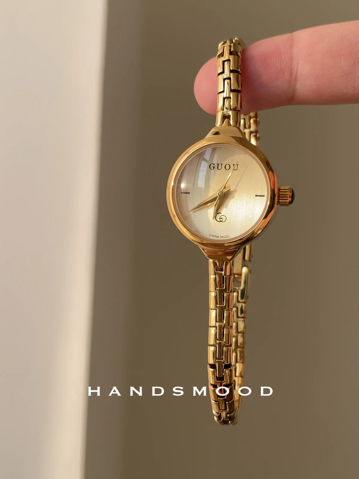 Luxurious, Exquisite, and Fashionable Gold Watch Design High-Quality, Refined Ladies' Watch Premium Quartz Timepiece Gift