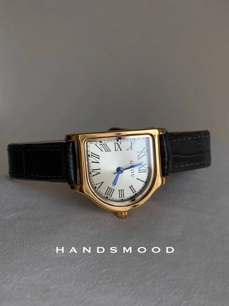 Women Quartz Watch Unique Design Reloj Vintage Black Brown Leather Strap Clock Ladies Simple Fashion Orologio Girls Wristwatch