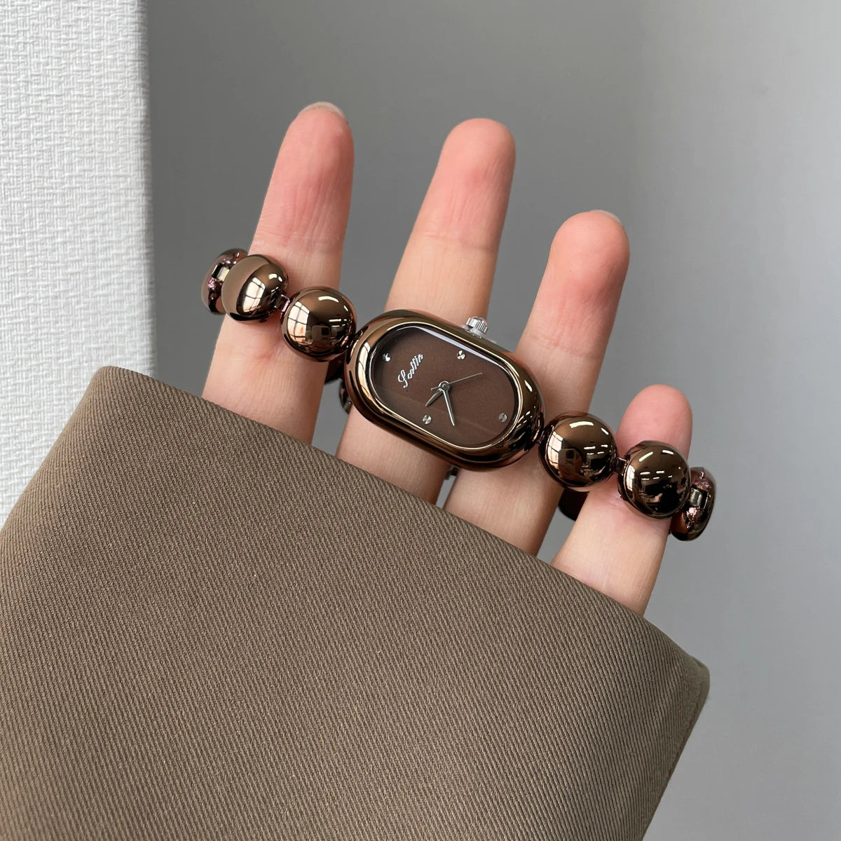 Womens Watch for Girls Wrist Quartz Reloj Sliver Grey Gold Orologio Ladies Luxury Oval Shaped Wristwatch Stainless Steel Clock