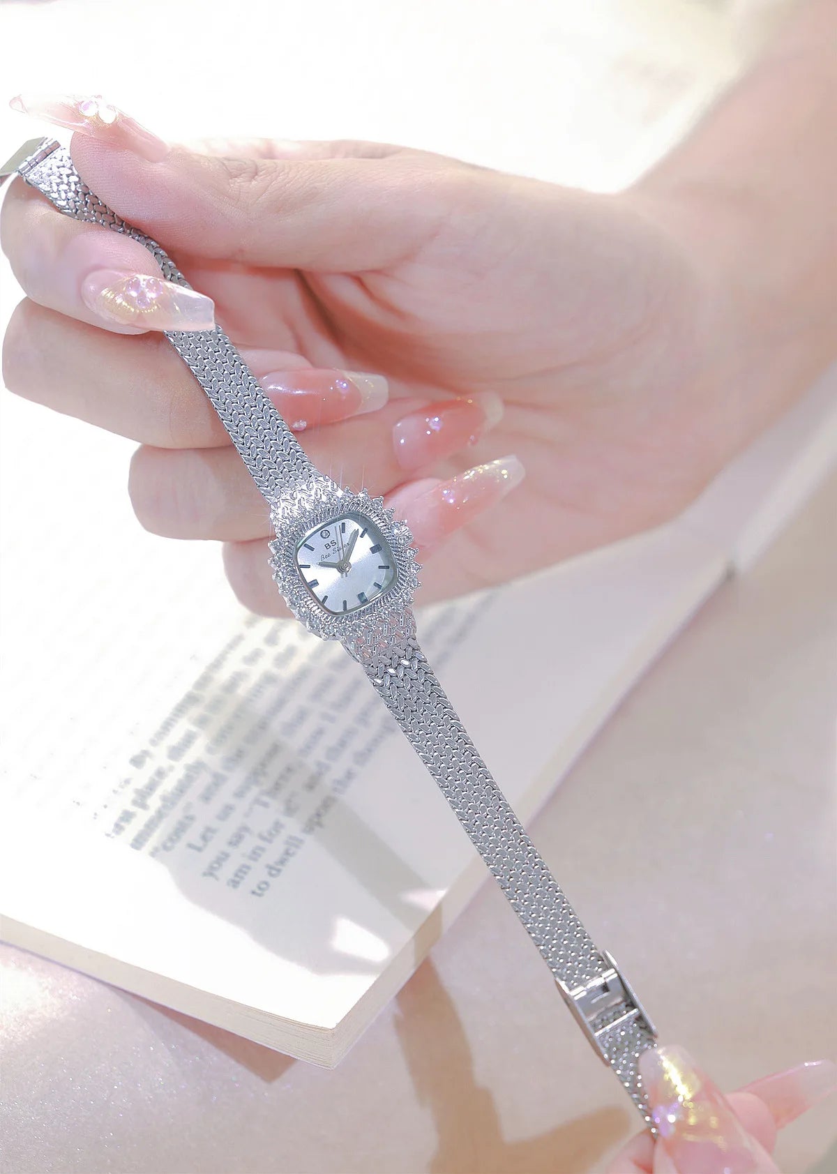 Fashion Brand Luxury Womens Watch With Rhinestones Golden Mesh Diamond Watches Small Ladies Watch For Women Relogios Feminino