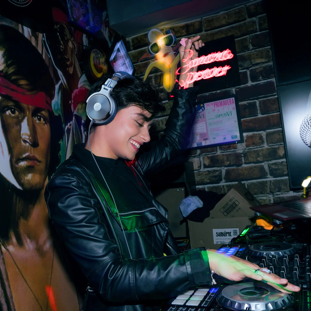 Oneodio Pro-10 Wired Headphones with 50mm Quality HiFi Drivers Stereo Big Headphones Studio Mixing Recording Monitoring Headset