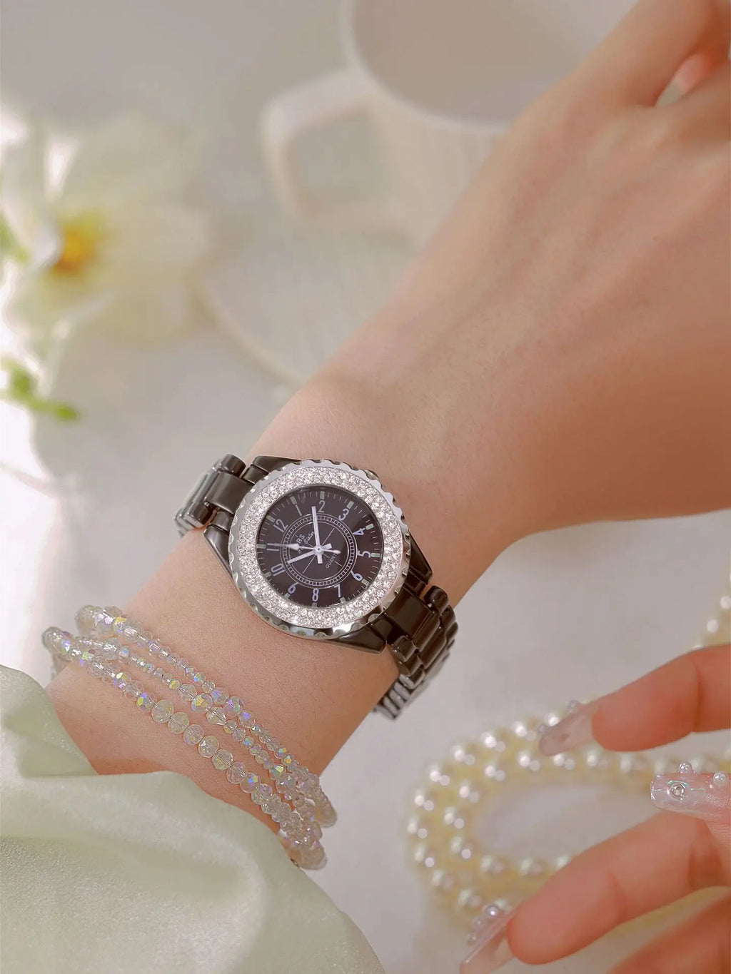New Fashion Women Quartz Watch Ceramic Strap Clock Silver Diamond Wristwatch for Girl Student Relogio Feminino Dress Gifts
