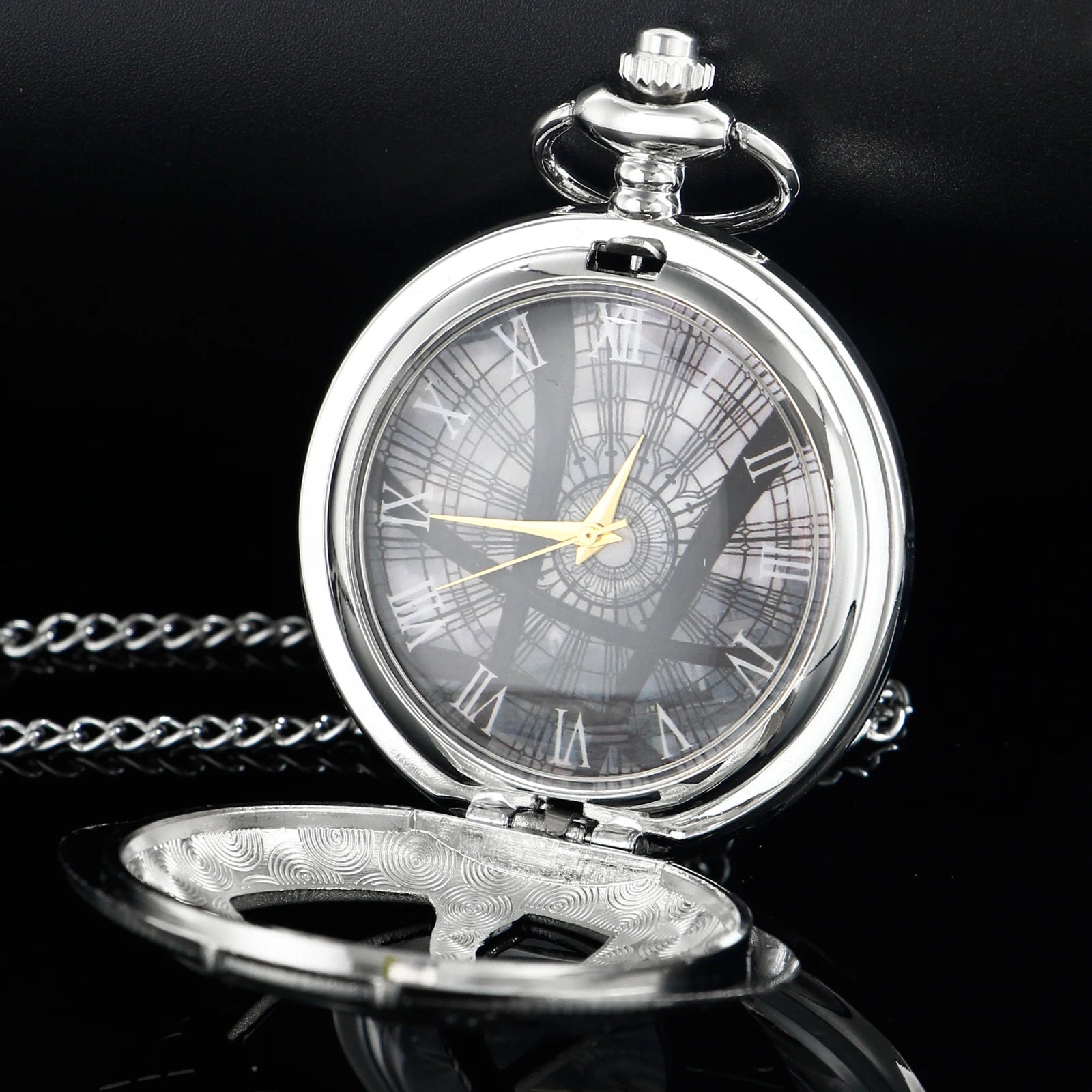 Vintage Bronze Eye Round Case Shape Quartz Pocket Watch Jewelry Pendant Necklace Chain Gifts for Men Women