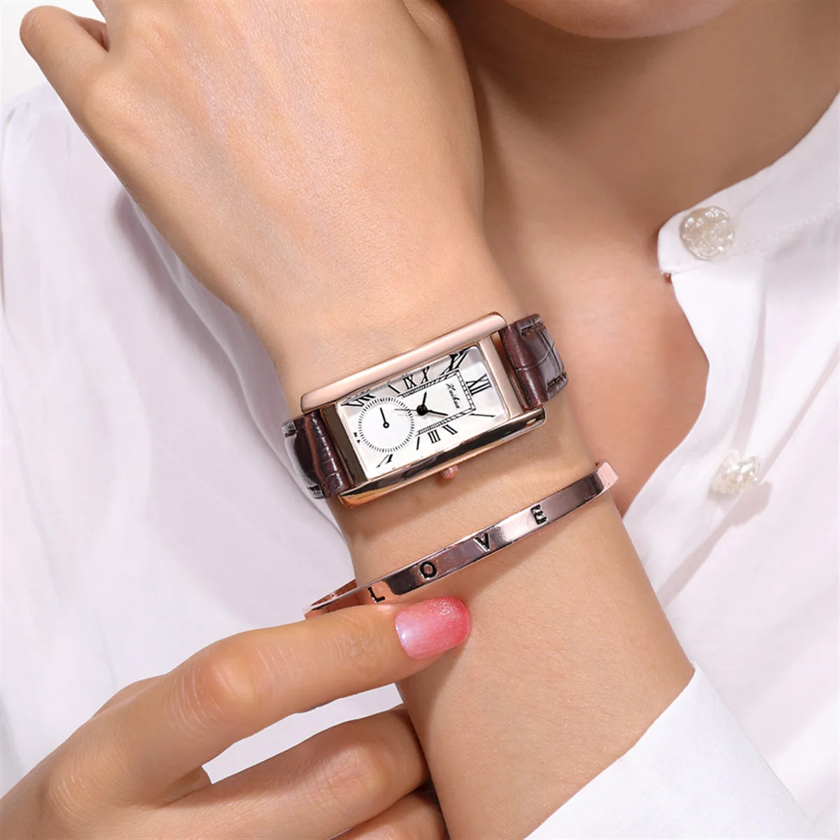 2025 New Fashion Thin Belt Watch Women's Rectangular Quartz Leisure Roman Scale Women's Watch