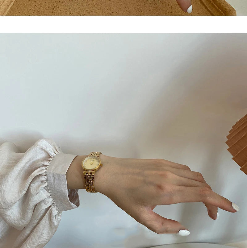 GEDI Ladies Watch New Vintage Exquisite Fashion Quartz Watches Woman Temperament Round Retro Watch Gifts Luxury