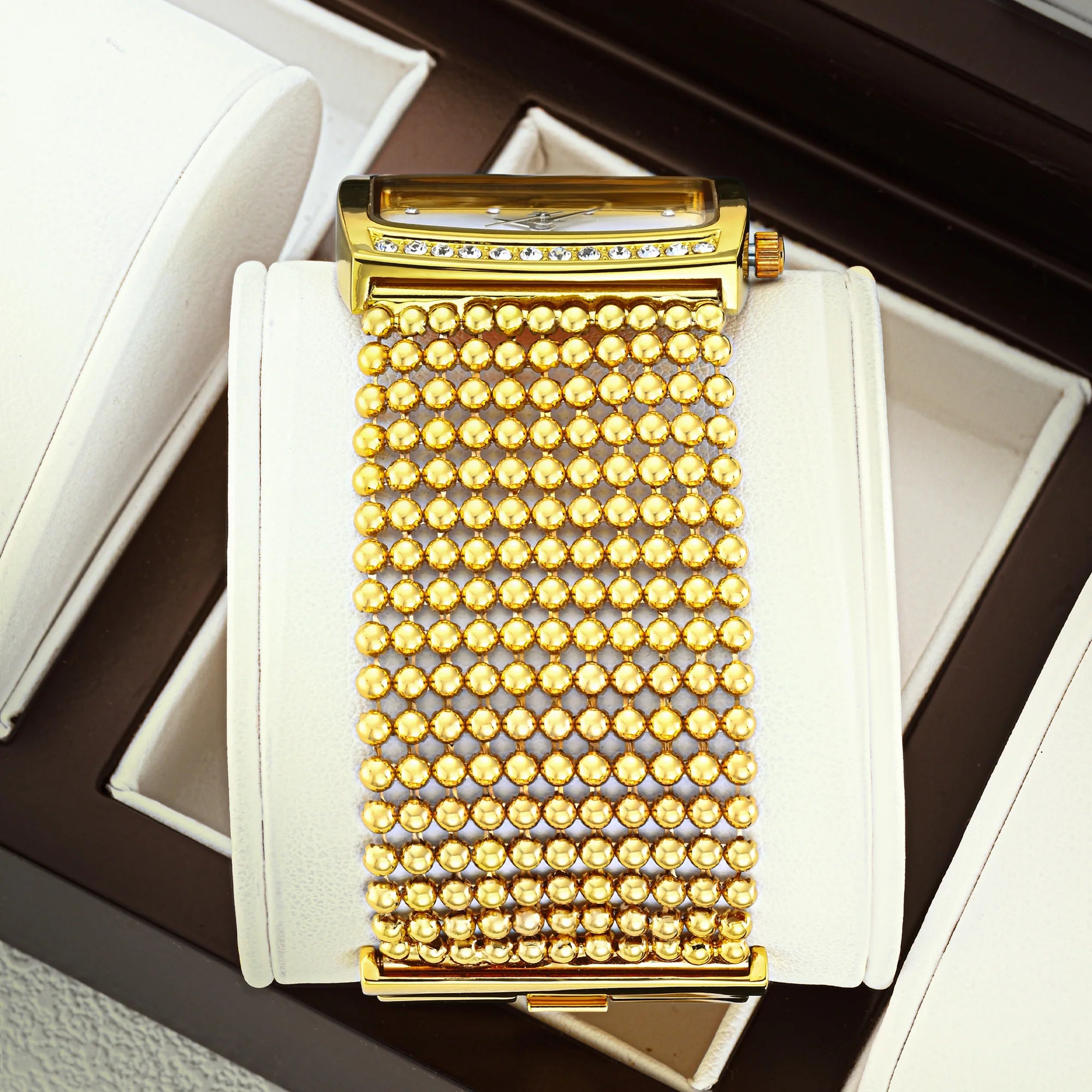 YaLaLuWomen's Watch Brand: Light Luxury Elegant Diamond-Set Square Watch with Water-Resistant Quartz Movement reloj mujer LX1073
