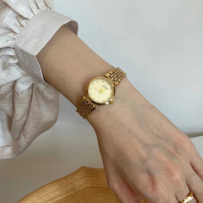 GEDI Ladies Watch New Vintage Exquisite Fashion Quartz Watches Woman Temperament Round Retro Watch Gifts Luxury