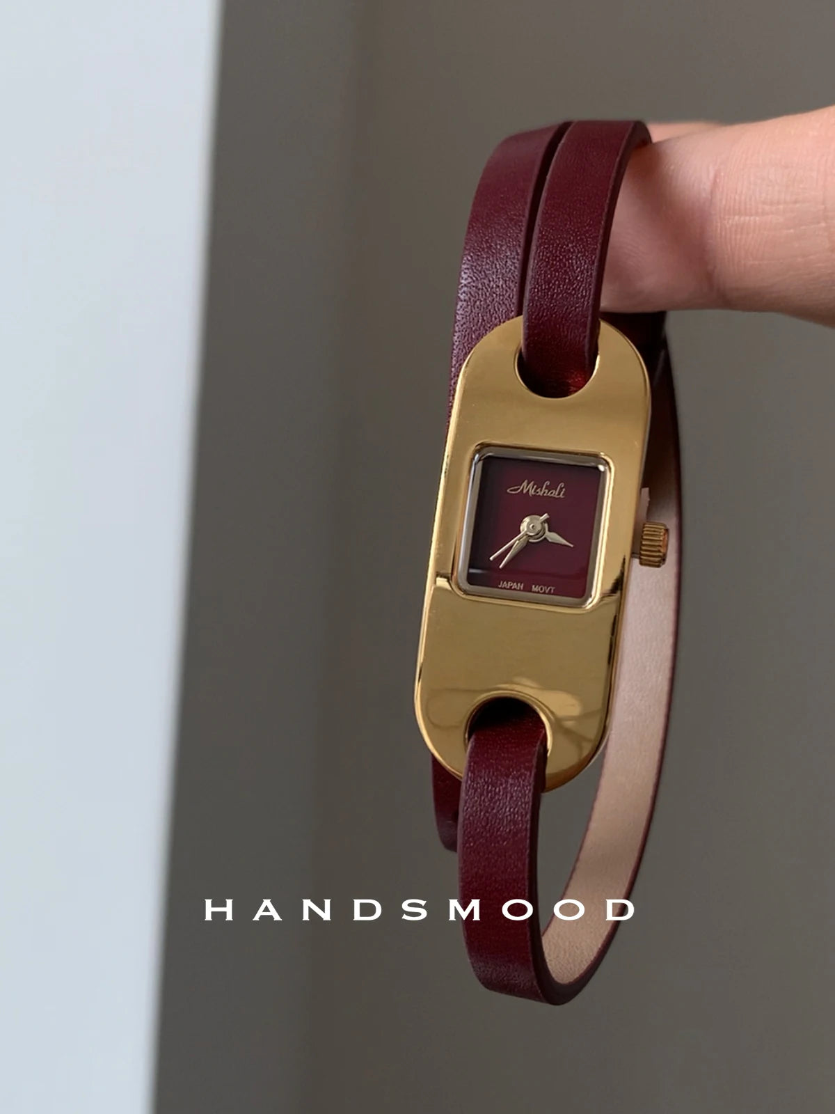 High-quality luxury watch with long red strap, double-layered, high-end fashion leather quartz watch, a gift for your girlfriend
