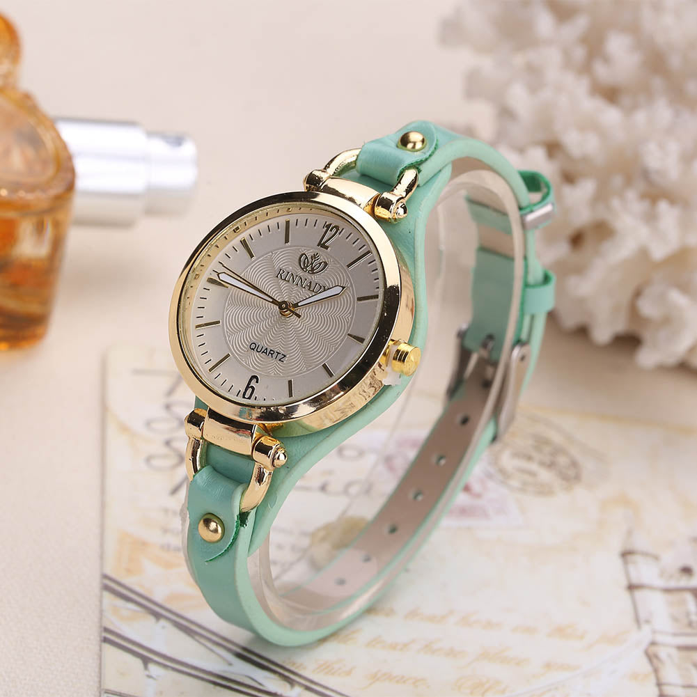 Fashion Women Casual Watches Round Dial Rivet PU Leather Strap Wristwatch Ladies Analog Quartz Watch Gifts Accessories