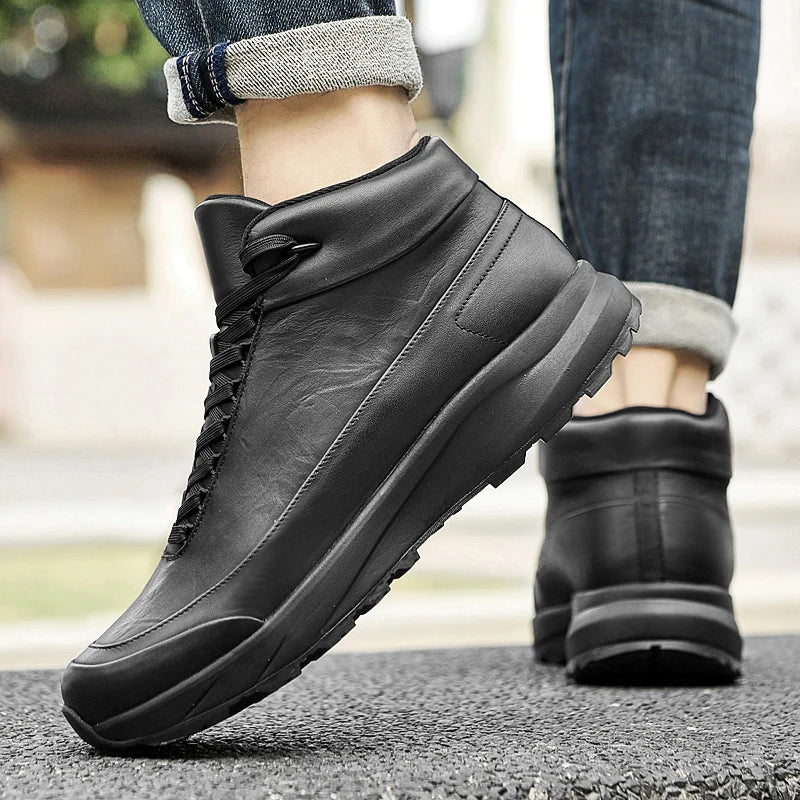 2026New Casual Leather Shoes For Mens Outdoor Work Trend Walking Shoe Fashion Thick Bottom Comfy Versatile Genuine Leather Boots