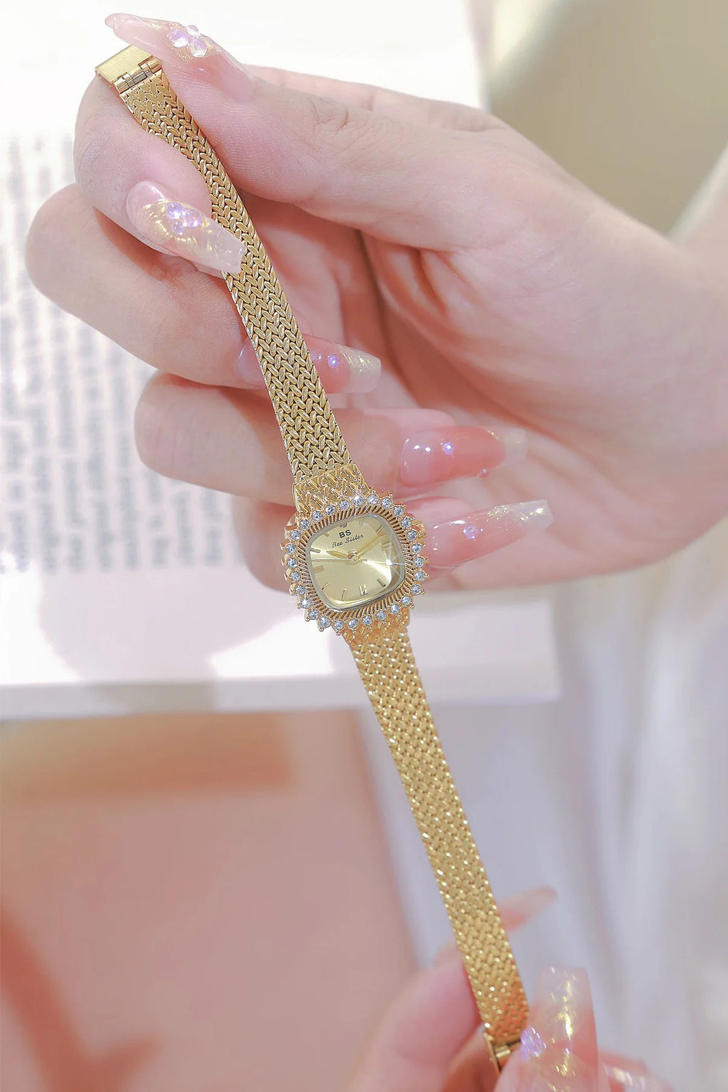 Fashion Brand Luxury Womens Watch With Rhinestones Golden Mesh Diamond Watches Small Ladies Watch For Women Relogios Feminino