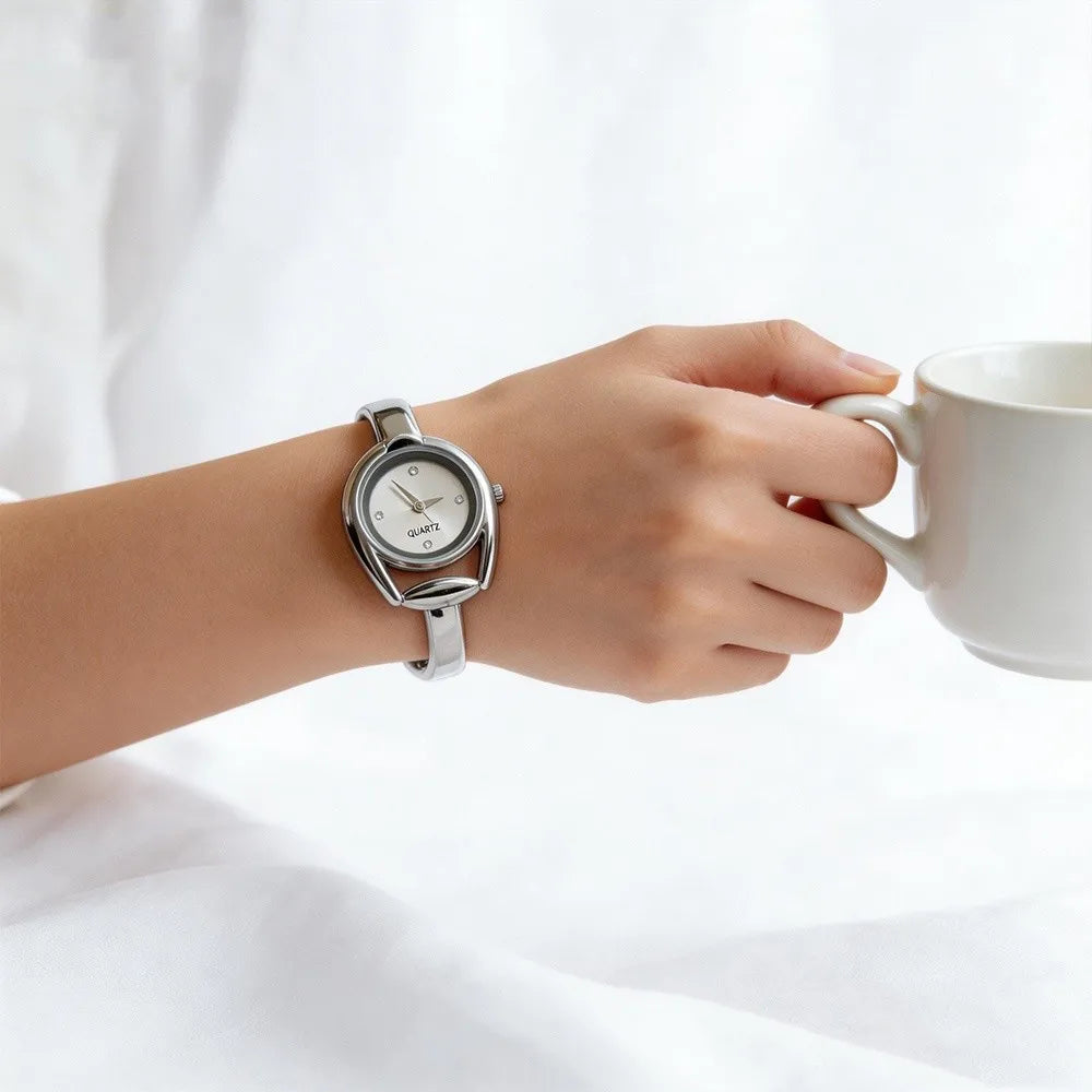 Creative Open Design Quartz Watch Elegant Gift Bracelet Watch Luxury Wristwatch
