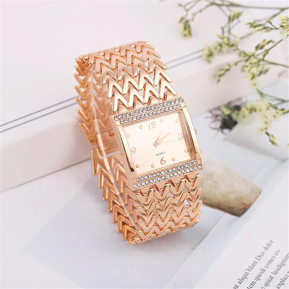 Luxury Golds Ladies Bracelet Watch Hot Fashion Simple Square Diamond Female Quartz Watches Stainless Steel Women Clock Dress