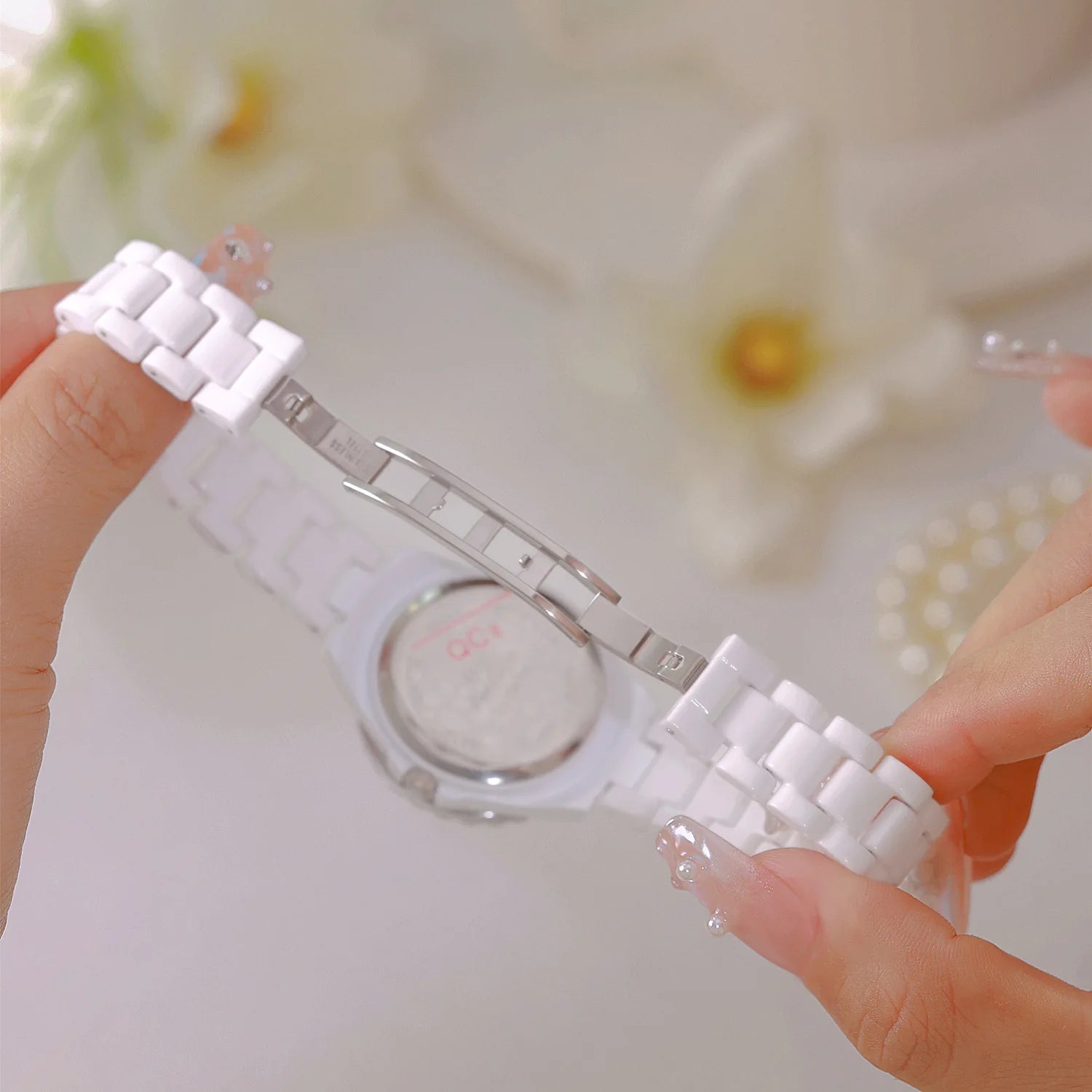 New Fashion Women Quartz Watch Ceramic Strap Clock Silver Diamond Wristwatch for Girl Student Relogio Feminino Dress Gifts